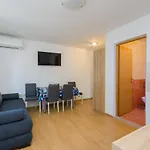 Arboretum Apartman *