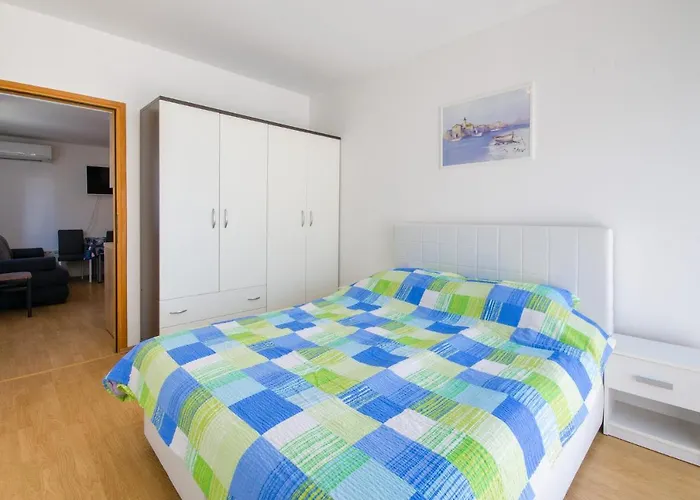 Arboretum تْسْغيكفانِتْسا